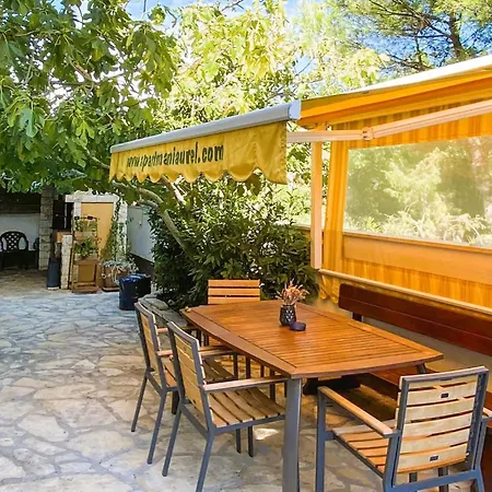 Stunning Apartment In Rogoznica With Wifi Rogoznica (Sibenik-Knin)