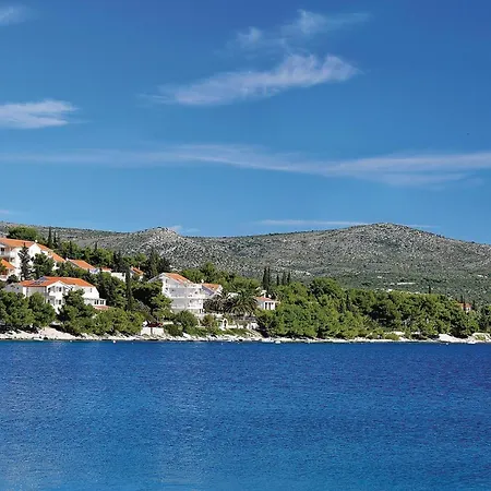 2 Bedroom Cozy In Apartament Rogoznica (Sibenik-Knin)