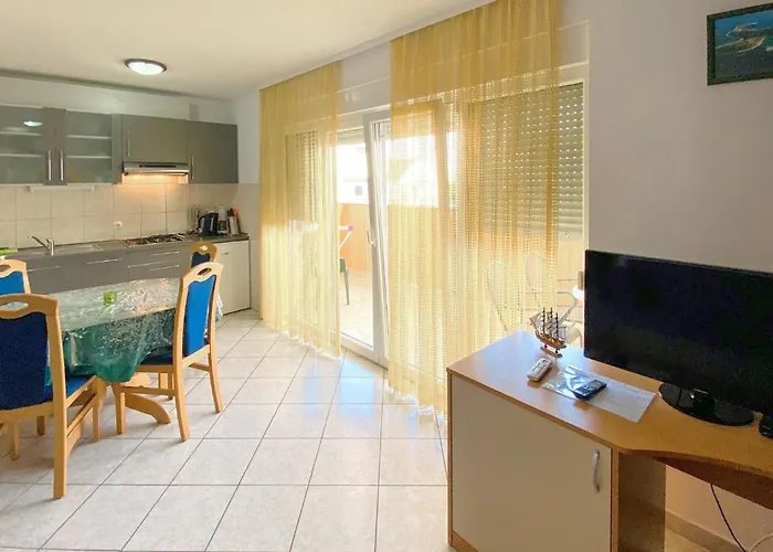 Apartment Cozy In With Wifi Rogoznica (Sibenik-Knin)